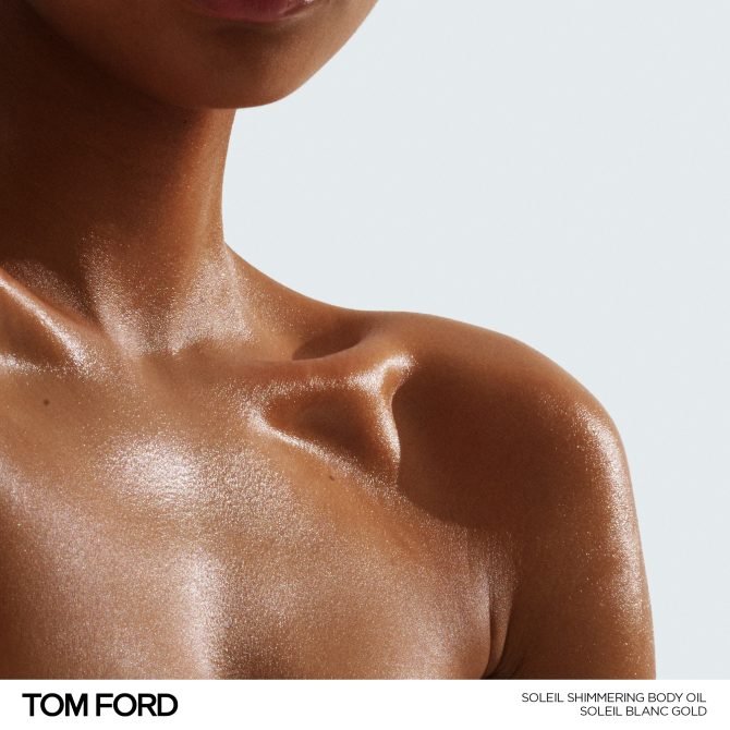 Soleil Blanc Shimmering Body Oil - Image 3