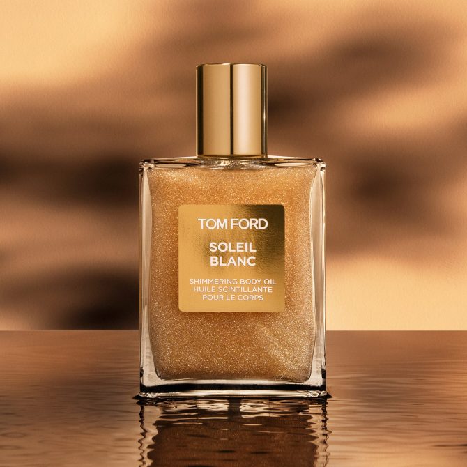 Soleil Blanc Shimmering Body Oil - Image 6